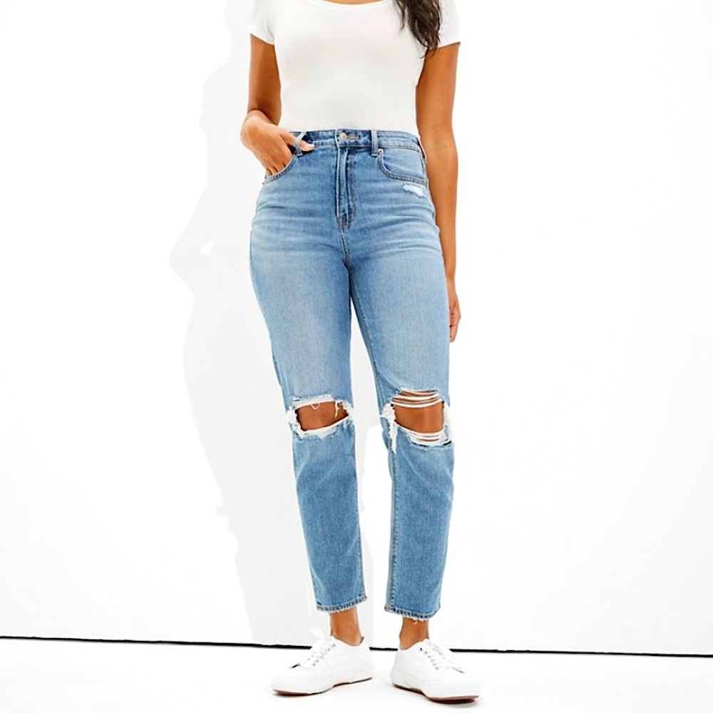 american eagle mom jeans